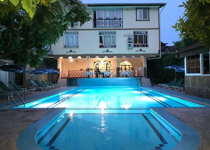 Hotel Kromer Garden 3*