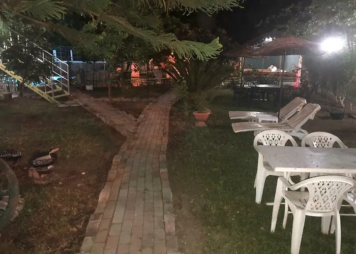 Kromer Garden Ξενοδοχείο